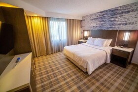Embassy Suites Kansas City Overland Park