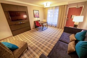 Embassy Suites Kansas City Overland Park