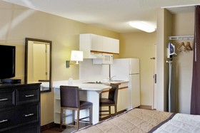 Extended Stay America Kansas City Overland Park Nall Ave.