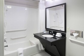 Fairfield Inn & Suites Kansas City Overland Park