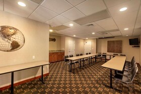 Homewood Suites Kansas City-Overland Park
