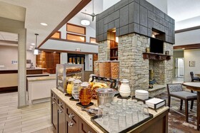Homewood Suites Kansas City-Overland Park