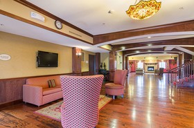Motel 6 Park City KS