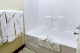 Holiday Inn Express Wichita North Park City