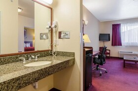 Holiday Inn Express Wichita North Park City