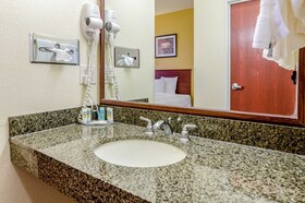 Holiday Inn Express Wichita North Park City