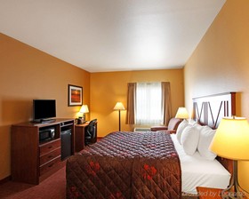 Rodeway Inn & Suites