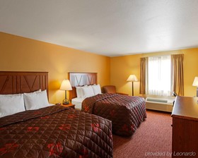 Rodeway Inn & Suites