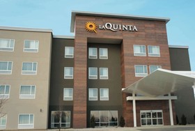 La Quinta Inn & Suites by Wyndham Pittsburg