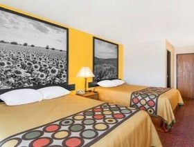 OYO Hotel Pratt KS Route 400