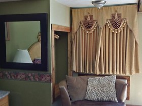 Budget King Motel