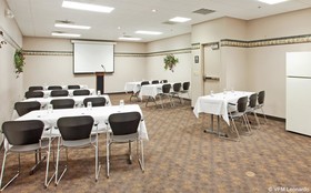 Candlewood Suites Salina