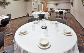 Candlewood Suites Salina