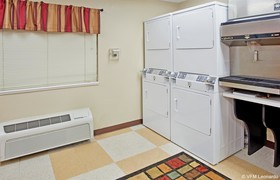 Candlewood Suites Salina