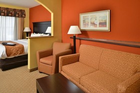 Comfort Suites
