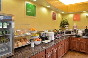 Comfort Suites