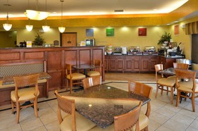 Comfort Suites