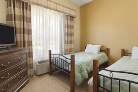 Country Inn & Suites by Radisson, Salina, KS