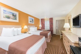 Red Carpet Inn and Suites Salina