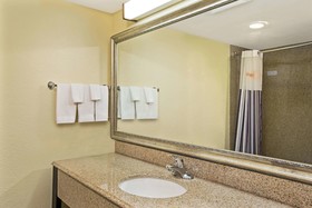 La Quinta Inn & Suites by Wyndham Salina
