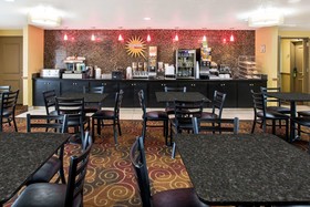 La Quinta Inn & Suites by Wyndham Salina