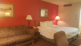 Salina Ambassador Hotel & Conference Center
