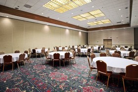 Salina Ambassador Hotel & Conference Center