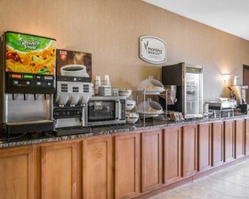 Rodeway Inn & Suites