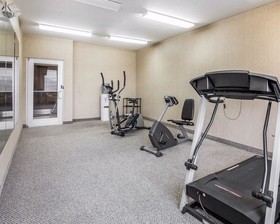 Rodeway Inn & Suites