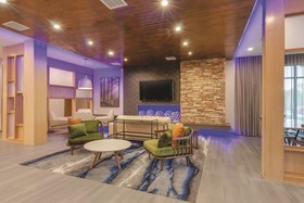 Fairfield Inn & Suites Kansas City Shawnee