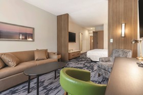 Fairfield Inn & Suites Kansas City Shawnee