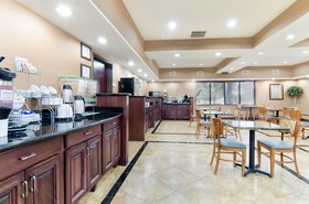 Comfort Suites