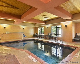 Comfort Suites