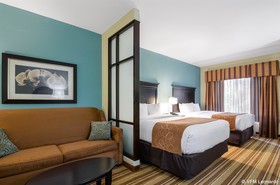 Comfort Suites