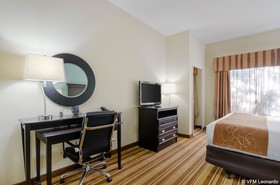 Comfort Suites