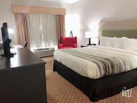 Country Inn & Suites by Radisson, Topeka West, KS