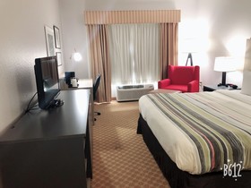 Country Inn & Suites by Radisson, Topeka West, KS