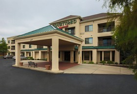 Courtyard Topeka