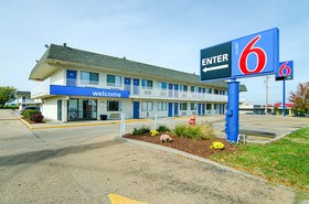 Motel 6 Topeka Northwest