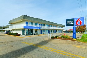 Motel 6 Topeka Northwest