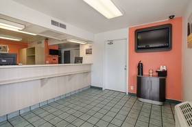 Motel 6 Topeka Northwest