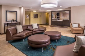 Candlewood Suites Topeka West