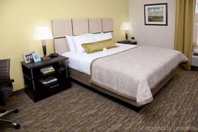 Candlewood Suites Topeka West