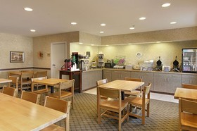 Super 8 by Wyndham Topeka at Forbes Landing