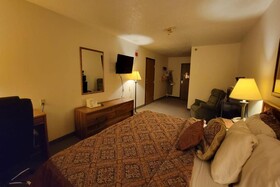 Single Tree Inn Hotel O