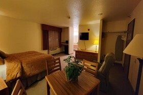 Single Tree Inn Hotel O