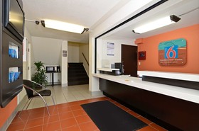 Motel 6 South Haven