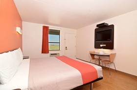 Motel 6 South Haven