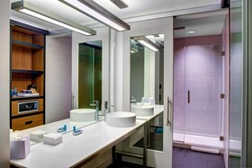 Aloft Wichita Northeast