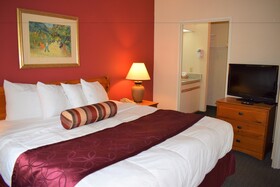 Baymont by Wyndham Wichita East